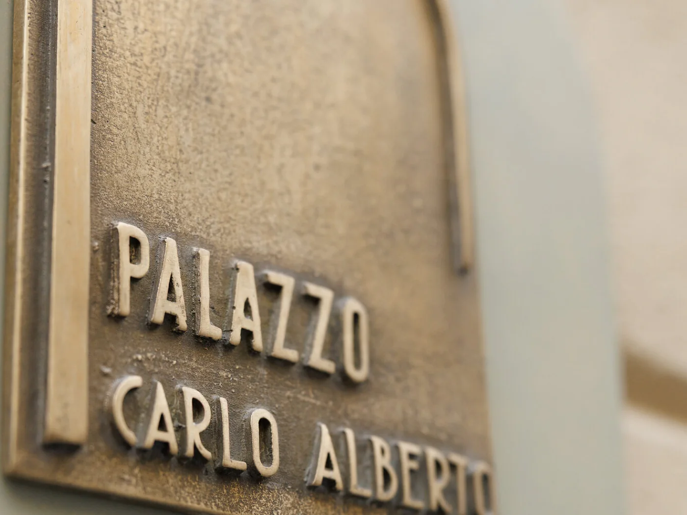 Targa di Palazzo Carlo Alberto a Torino